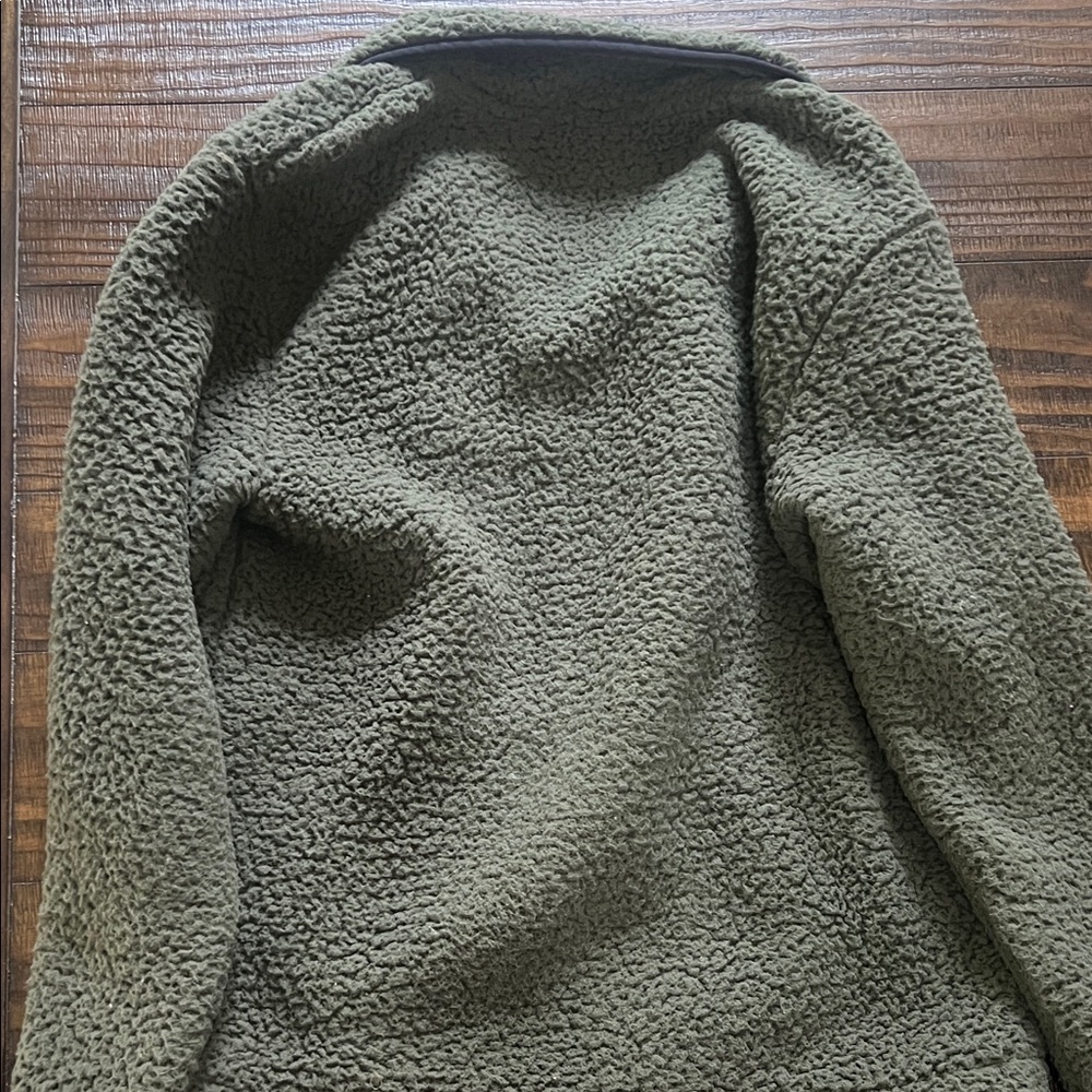 PINK Victoria's Secret Olive Sherpa Pullover - Picture 4 of 4
